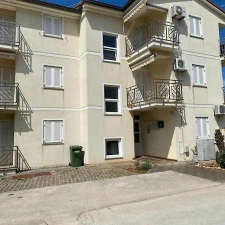 Daire Apartman Lodo Banjole